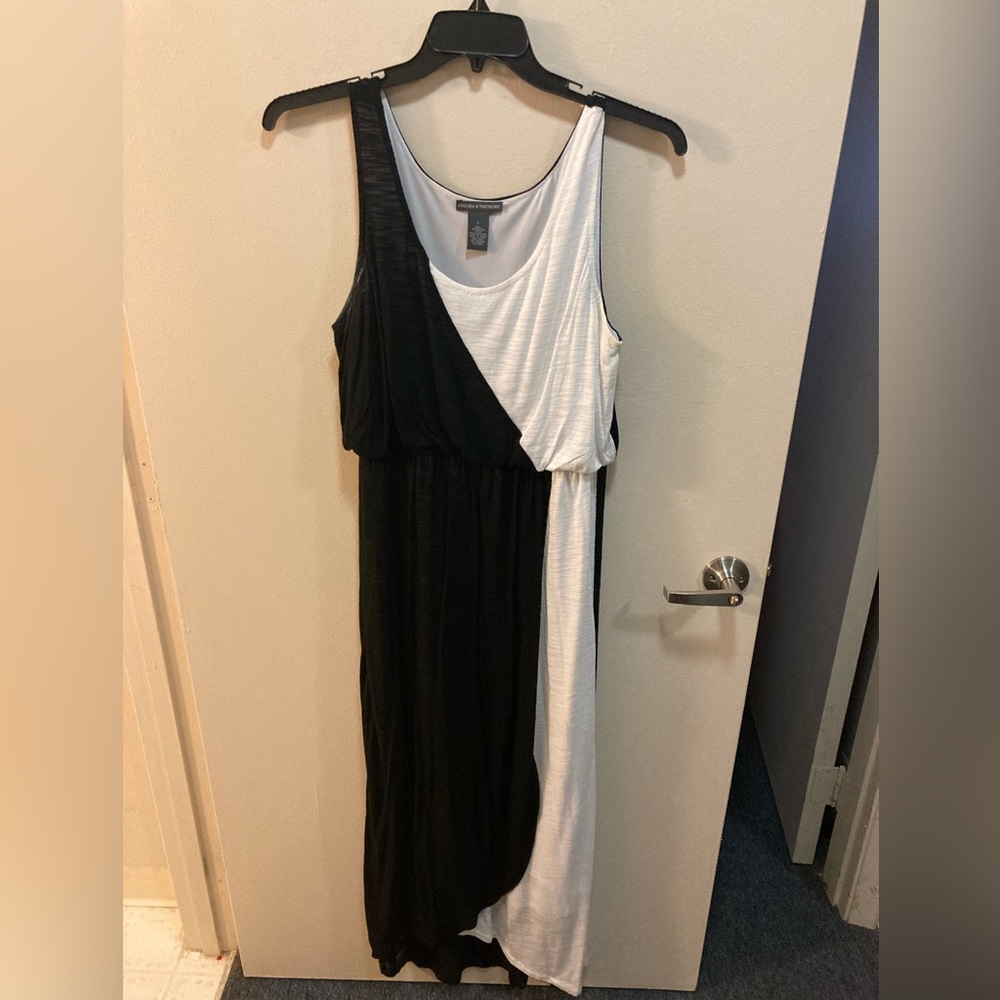 Chelsea &Theodore black and white dress, great condition, worn handful of times